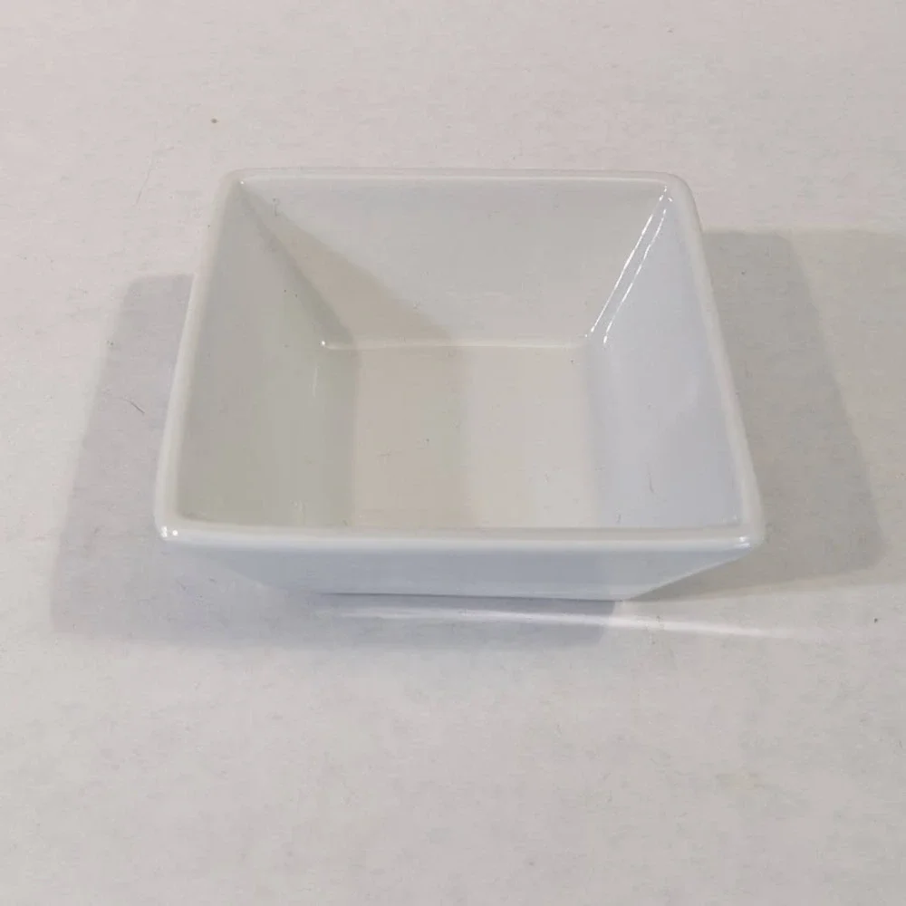 Crate & Barrel Cb2 White Porcelain Square Dipping Small Sauce Bowls 3 1/4